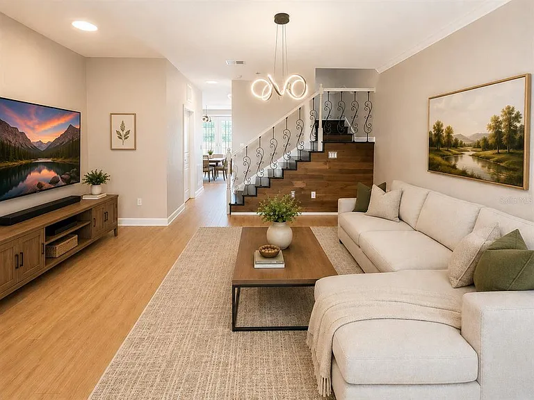 7714 Fairgrove Ave — Photo 4