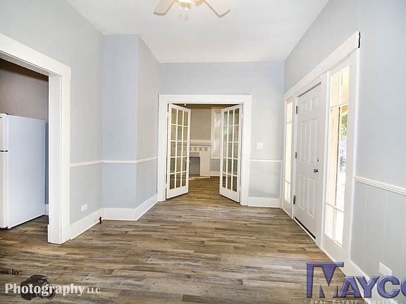 4th image of 2413 Creswell Ave APT A