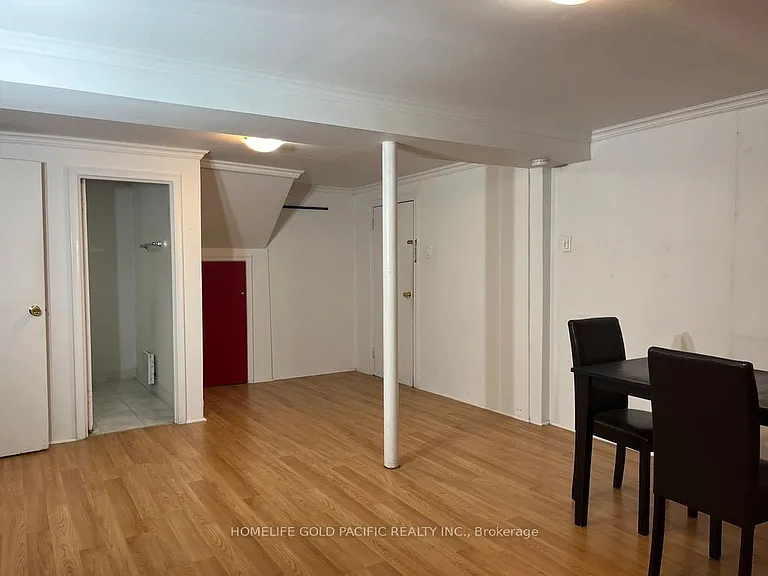 244 Maxwell St — Photo 7
