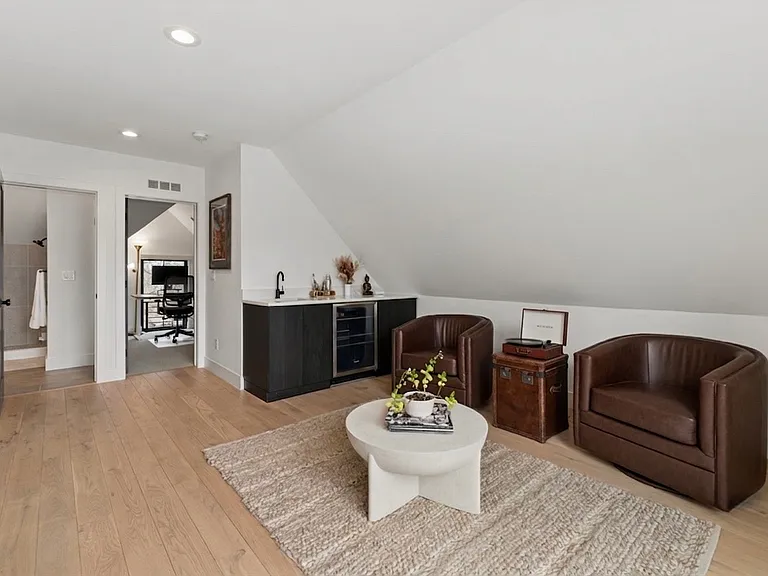 1231 Garfield St — Photo 13
