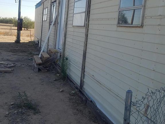 2nd image of 3135 W Vaquero Dr