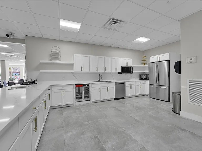 405 N Ocean Blvd #306 — Photo 40