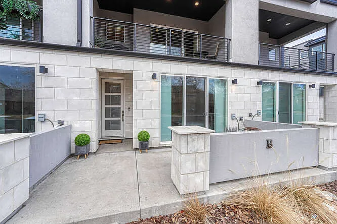 Entrance, patio and large balcony - 7881 W 51st Ave #B