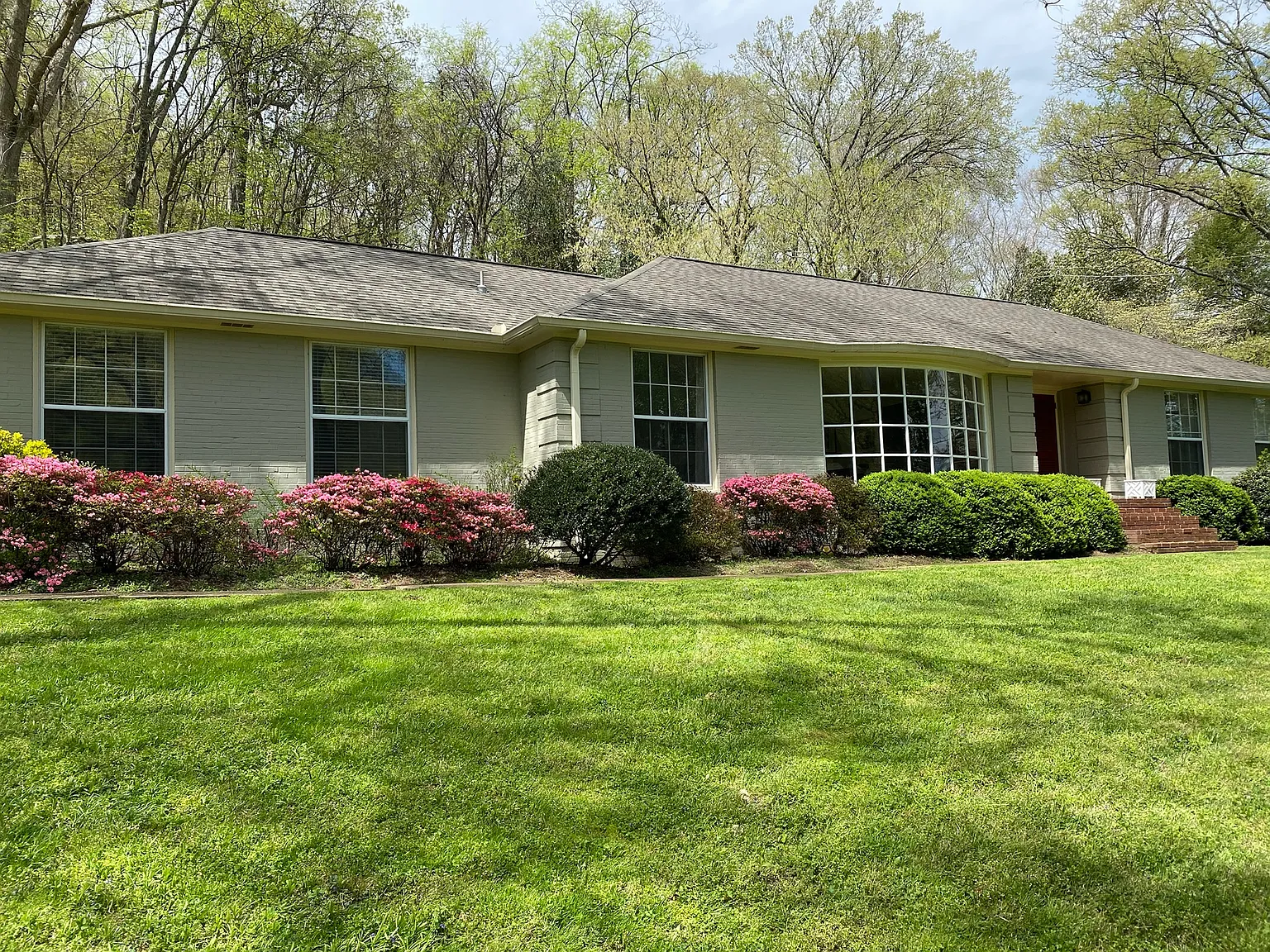 4 bed, 2481 sqft, $3,500 — Photo 1
