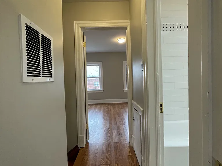 2644 W Lafayette Ave — Photo 20
