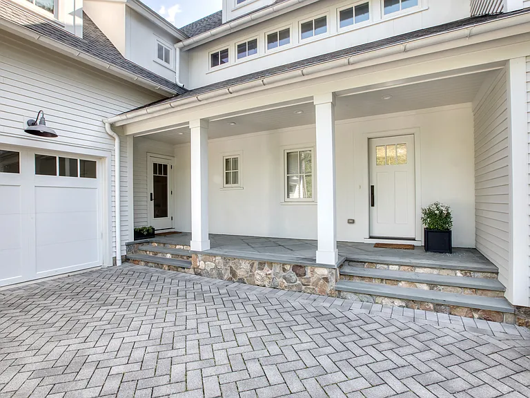 507 River Rd — Photo 3