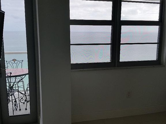 4th image of 5701 Collins Ave #Penthouse 10