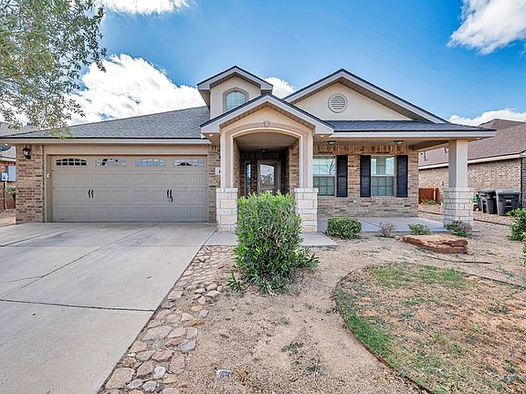 5th image of 407 Nolan Ryan Dr