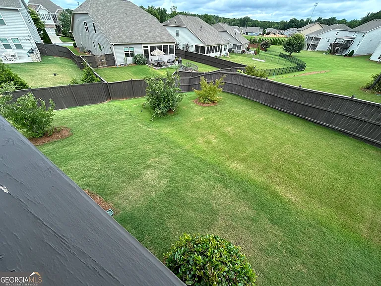 2940 Furlong Ct — Photo 36