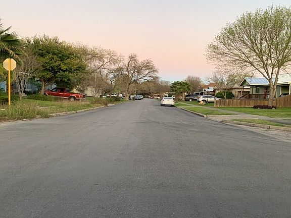5th image of 114 Englewood Dr