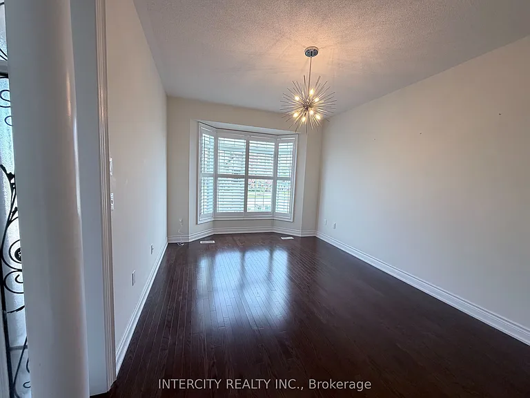 655 Davos Rd — Photo 6