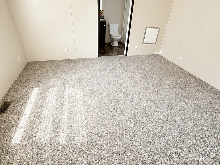 4900 S Valley View Rd #25 — Photo 7