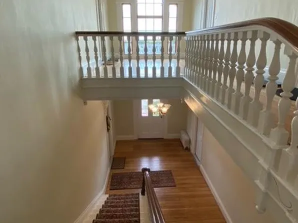 525 Maplewood Ave #10, Portsmouth, NH 03801