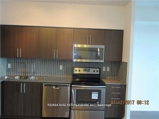 55 Speers Rd #402 — Photo 3