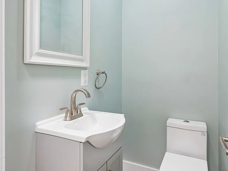 1507 N 17th St #1 — Photo 10