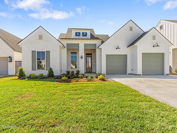 2nd image of 305 Harvest Creek Ln