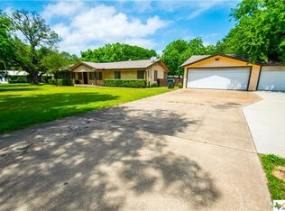 401 Woodland Point Rd, Belton, TX 76513