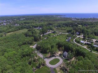 4 Commodores Way, Kennebunk, ME 04043