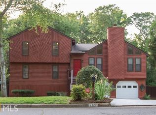 2327 Tapanzee Ln, Lawrenceville, GA 30044