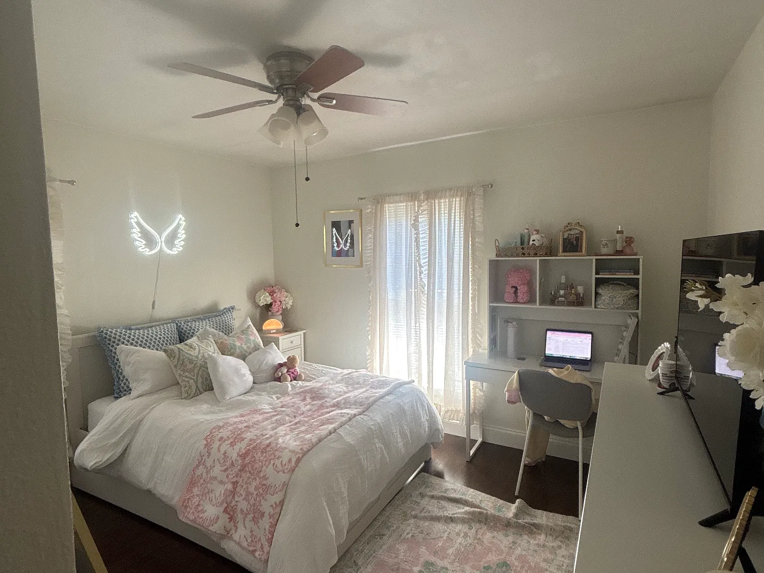 2 bed, $2,000 — Photo 3