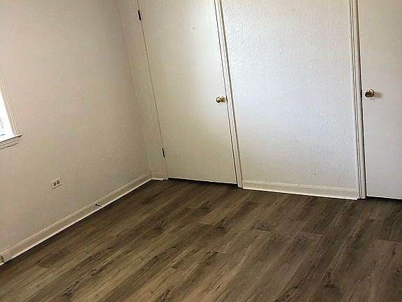 5th image of 114 Rosedown St