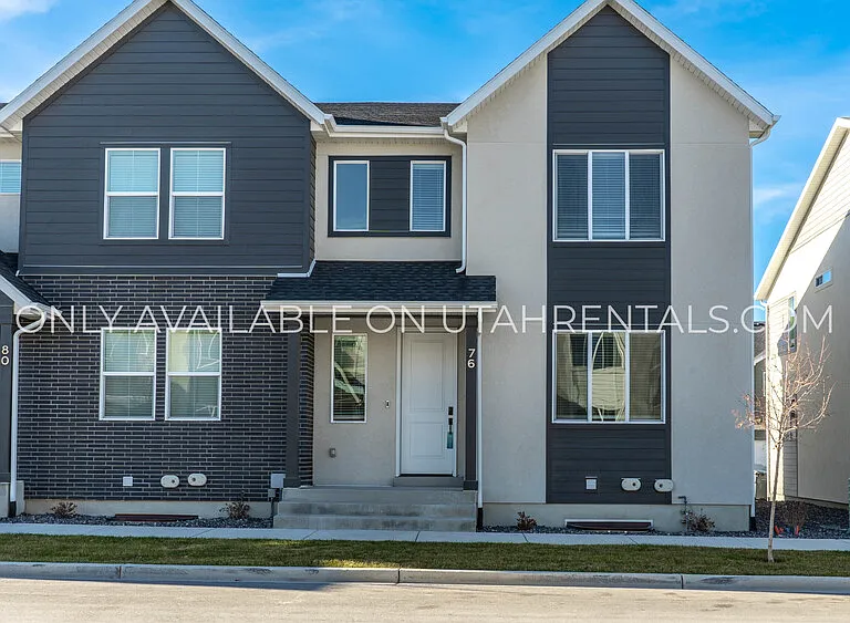 76 S Moonlit Rd — Photo 1