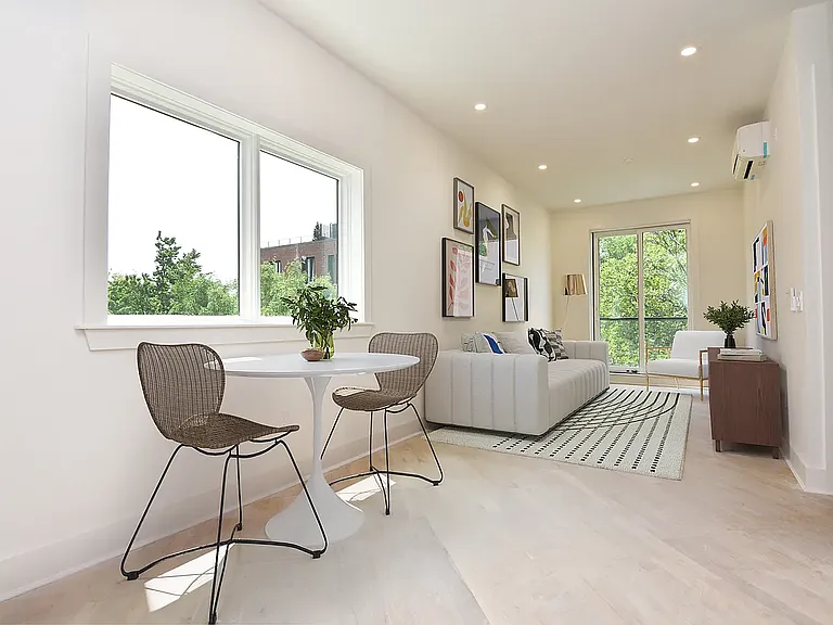 423 Tompkins Ave #4F — Photo 1