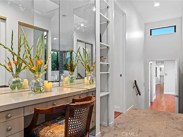 341 S Meadows Ave — Photo 29
