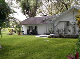 1242 Livingston Rd, Lutz, FL 33559