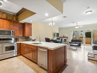 843 NE 17th Way #843, Fort Lauderdale, FL, 33304