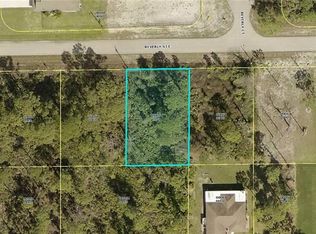 926 Beverly St E, Lehigh Acres, FL 33974