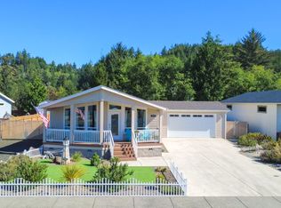 1060 Cedar Loop, Lakeside, OR 97449