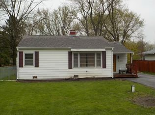 109 North St, Spring Grove, IL 60081