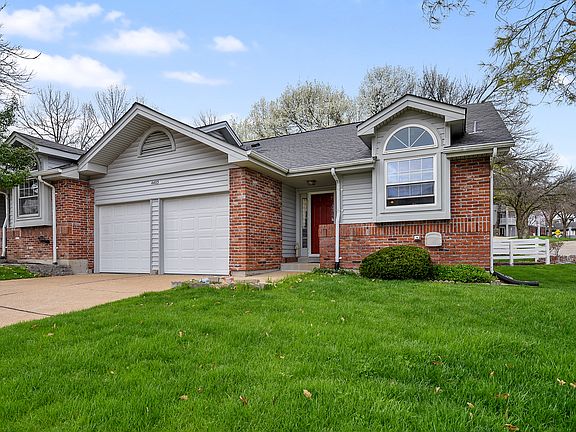 2nd image of 4403 Stone Wood Ct
