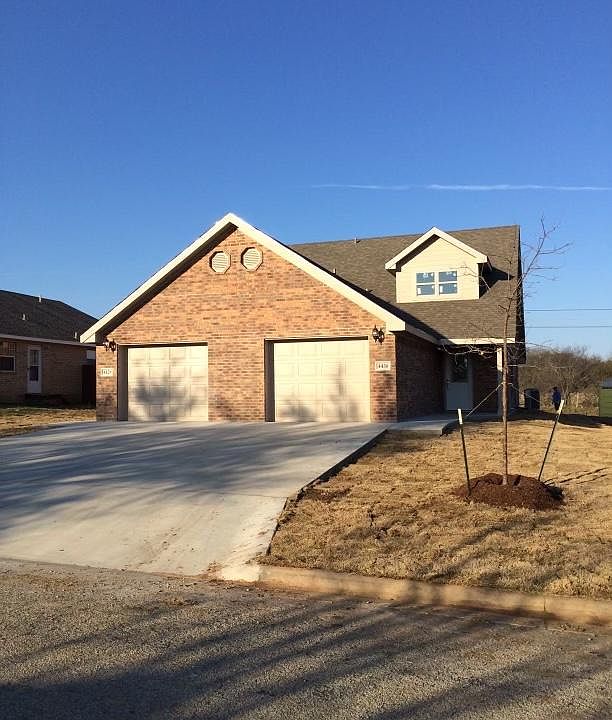 1st image of 4430 Westridge Dr