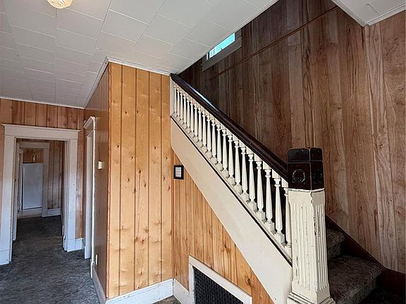 5th image of 606 S Franklin St