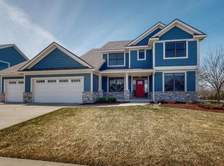 2474 Fieldstone Rd SW, Rochester, MN 55902