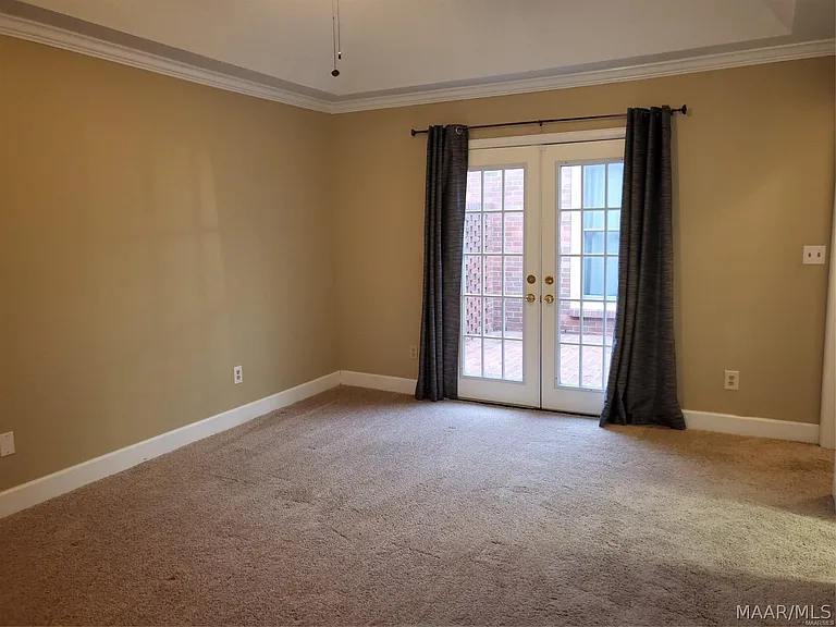 1516 Charleton Dr — Photo 20