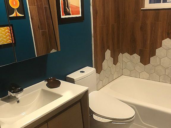 Upstairs Guest Bath Reno