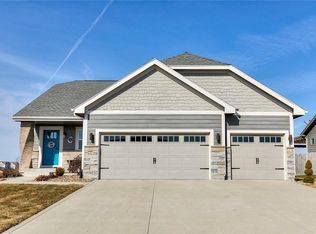 402 NE Westgate Dr, Waukee, IA 50263