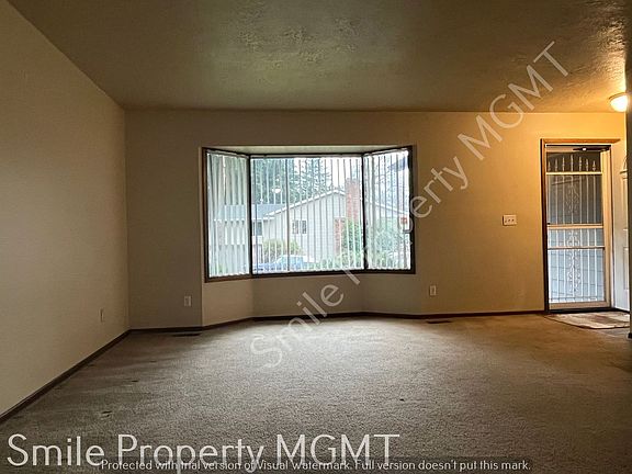 4th image of 16834 NE Pacific Dr