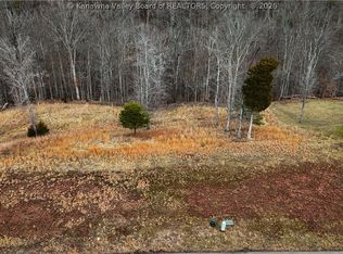 449 Aviators Poin, Eleanor, WV 25070