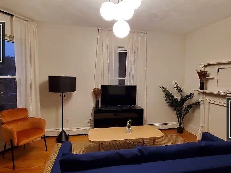 103 Calumet St #1 — Photo 4