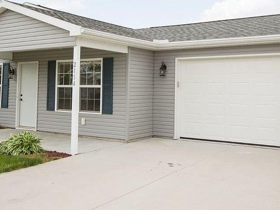 4th image of 2154 Redbud Ln