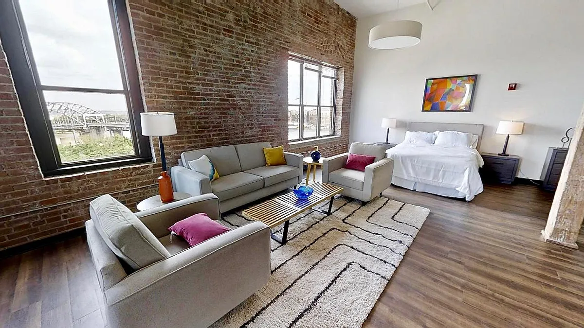 Building Photo - Landmark Lofts