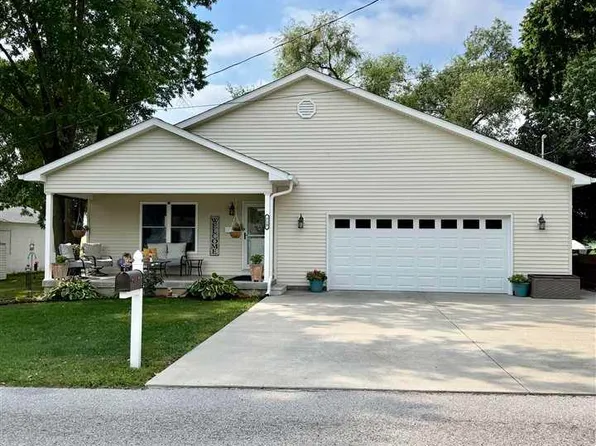 710 Beech St, Clinton, IN 47842