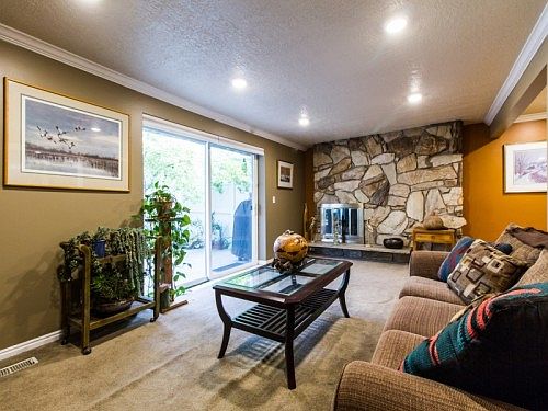 1st image of 862 E Maple Crest Ct APT 12