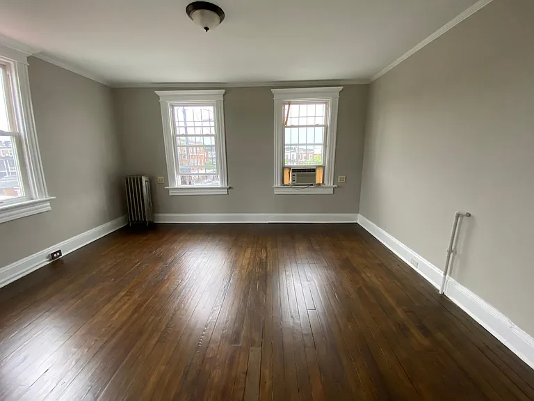 3000 Guilford Ave — Photo 7