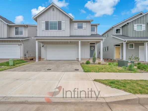 8943 SW Vermillion Dr, Tualatin, OR 97062