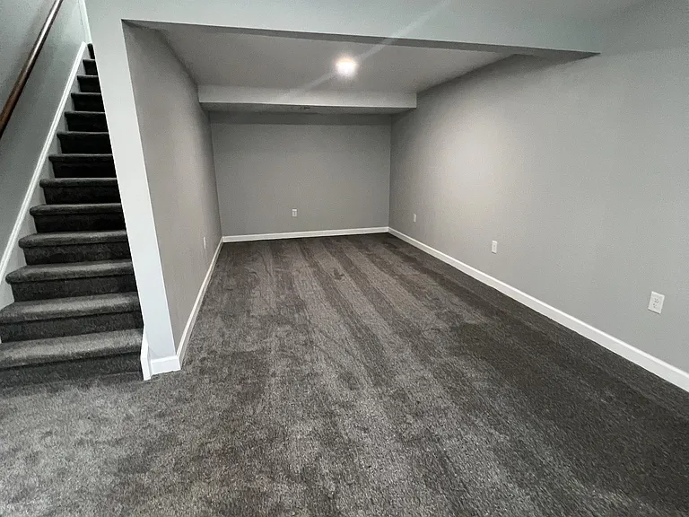 1560 Wagner St — Photo 10